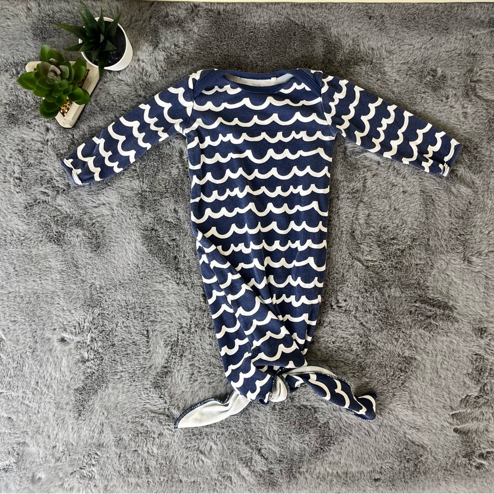 Oliver & Rain Organic Baby Knotted Gown